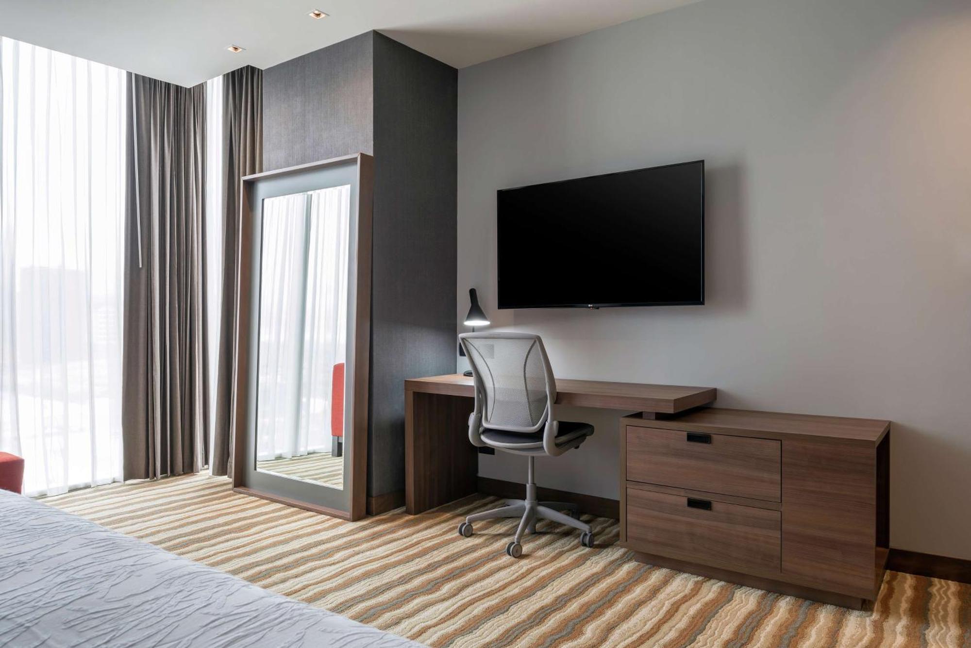 Hilton Garden Inn Чиуауа Экстерьер фото